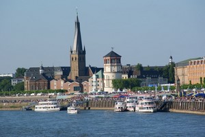 Autovuokraamo Düsseldorf